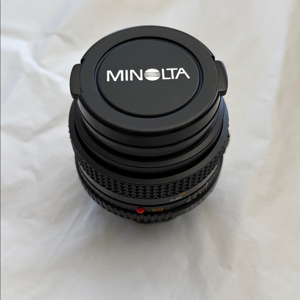 Sakar for Minolta 28mm f/2.8 Wide-Angle Lens
